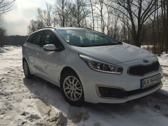 Білий Кіа Сід, об'ємом двигуна 1.6 л та пробігом 182 тис. км за 11800 $, фото 1 на Automoto.ua