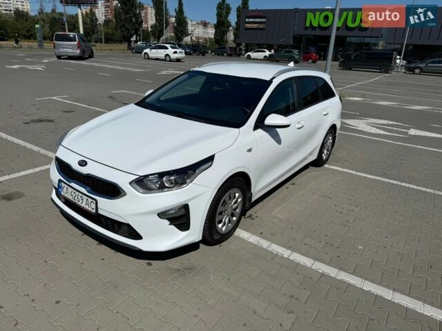 Белый Киа Сид, объемом двигателя 1.59 л и пробегом 180 тыс. км за 11900 $, фото 1 на Automoto.ua