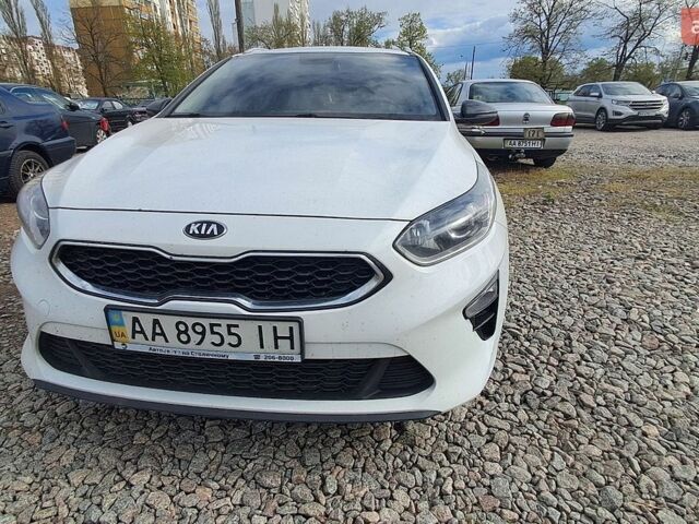 Белый Киа Сид, объемом двигателя 1.6 л и пробегом 95 тыс. км за 17000 $, фото 1 на Automoto.ua