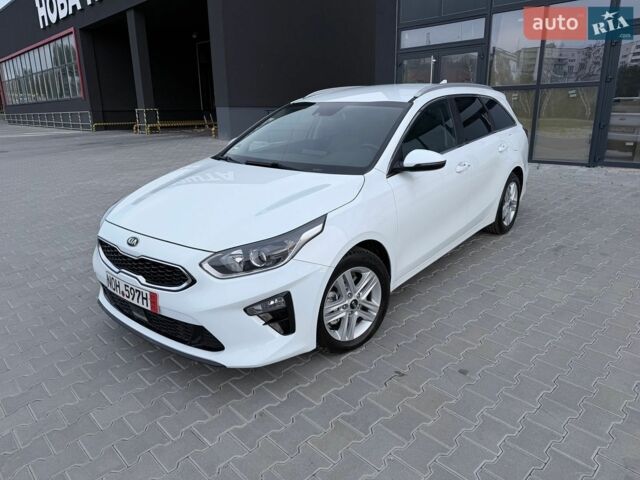 Белый Киа Сид, объемом двигателя 1.6 л и пробегом 214 тыс. км за 13999 $, фото 1 на Automoto.ua