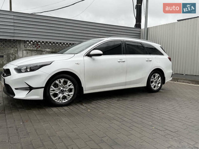 Белый Киа Сид, объемом двигателя 1.6 л и пробегом 45 тыс. км за 18300 $, фото 1 на Automoto.ua
