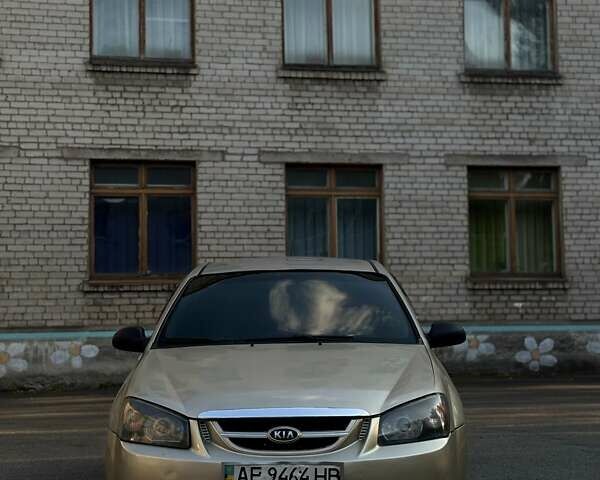 Бежевый Киа Сид, объемом двигателя 1.6 л и пробегом 530 тыс. км за 3100 $, фото 1 на Automoto.ua