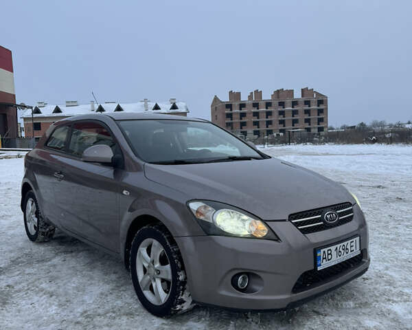 Бежевий Кіа Сід, об'ємом двигуна 1.6 л та пробігом 203 тис. км за 6000 $, фото 1 на Automoto.ua