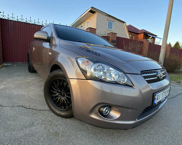 Киа Сид 2008 в Киеве на Automoto.ua Бежевый Киа Сид, объемом двигателя 1.59 л и пробегом 224 тыс. км за 6800 $, фото 1 на Automoto.ua