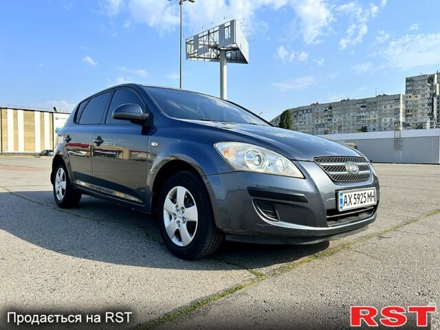 Бежевий Кіа Сід, об'ємом двигуна 1.4 л та пробігом 280 тис. км за 5500 $, фото 1 на Automoto.ua