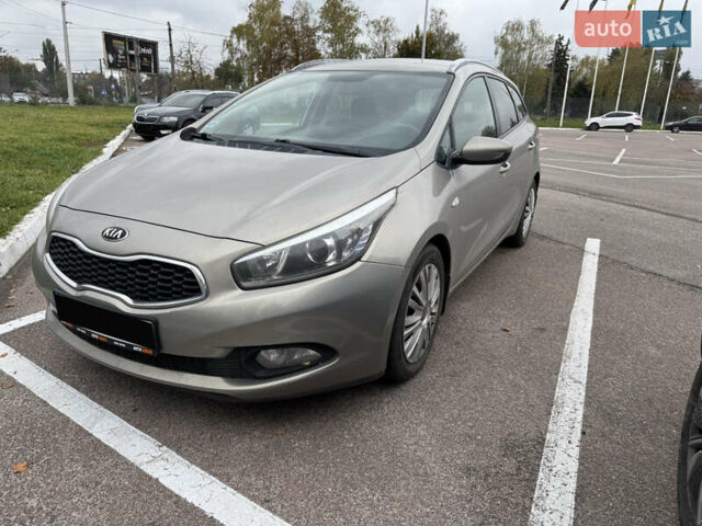 Бежевый Киа Сид, объемом двигателя 0 л и пробегом 260 тыс. км за 6500 $, фото 1 на Automoto.ua