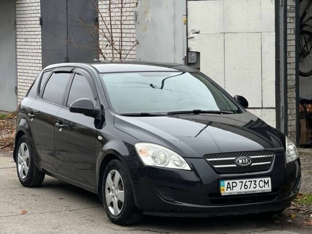 Черный Киа Сид, объемом двигателя 1.4 л и пробегом 230 тыс. км за 5899 $, фото 1 на Automoto.ua