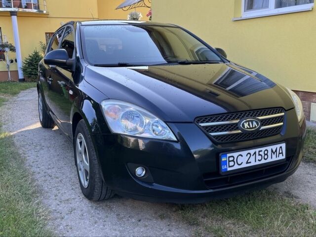 Чорний Кіа Сід, об'ємом двигуна 1.6 л та пробігом 258 тис. км за 5300 $, фото 1 на Automoto.ua