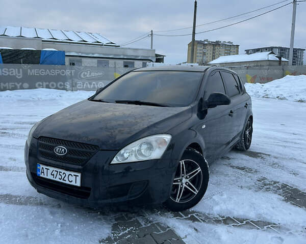 Черный Киа Сид, объемом двигателя 1.61 л и пробегом 250 тыс. км за 5399 $, фото 1 на Automoto.ua
