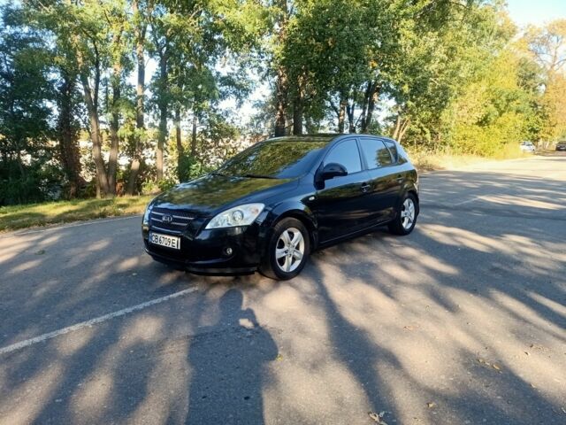 Чорний Кіа Сід, об'ємом двигуна 2 л та пробігом 247 тис. км за 5400 $, фото 1 на Automoto.ua