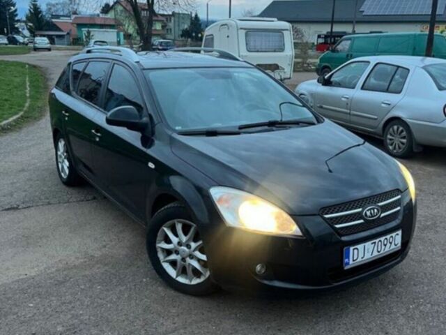 Черный Киа Сид, объемом двигателя 1.6 л и пробегом 305 тыс. км за 4100 $, фото 1 на Automoto.ua