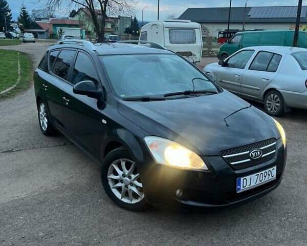 Чорний Кіа Сід, об'ємом двигуна 1.6 л та пробігом 305 тис. км за 4100 $, фото 1 на Automoto.ua
