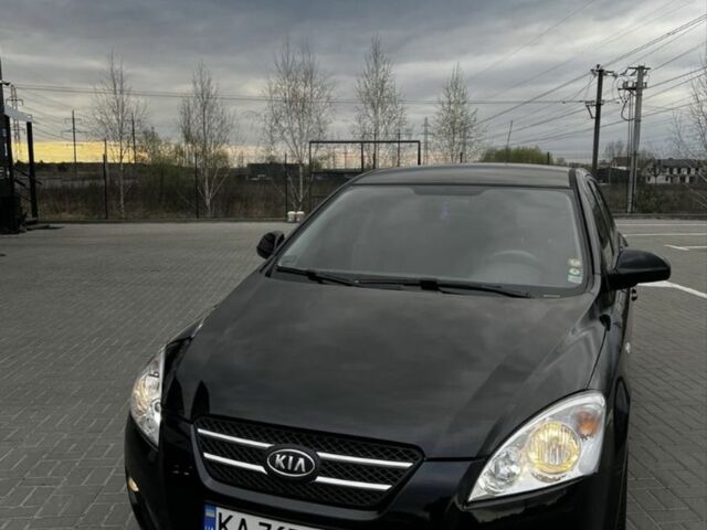 Чорний Кіа Сід, об'ємом двигуна 1.4 л та пробігом 260 тис. км за 4596 $, фото 1 на Automoto.ua