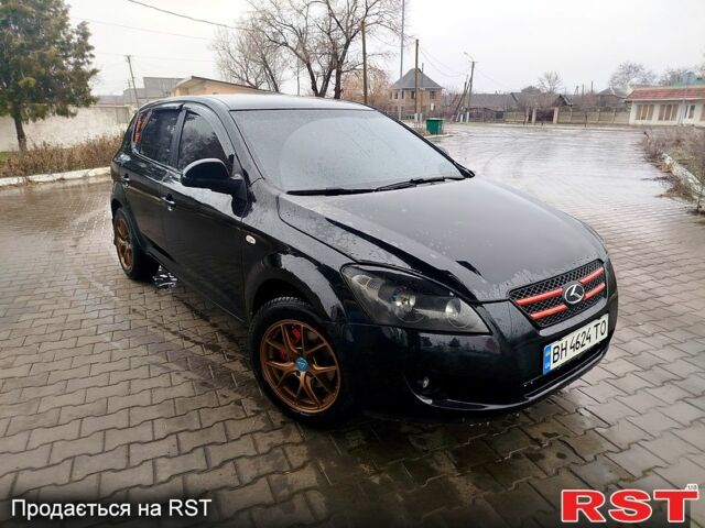 Чорний Кіа Сід, об'ємом двигуна 1.6 л та пробігом 21000 тис. км за 5600 $, фото 1 на Automoto.ua