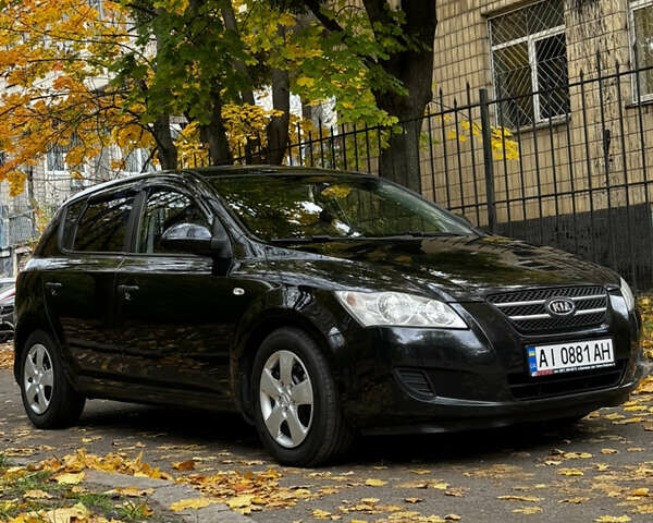 Черный Киа Сид, объемом двигателя 1.6 л и пробегом 238 тыс. км за 6100 $, фото 1 на Automoto.ua