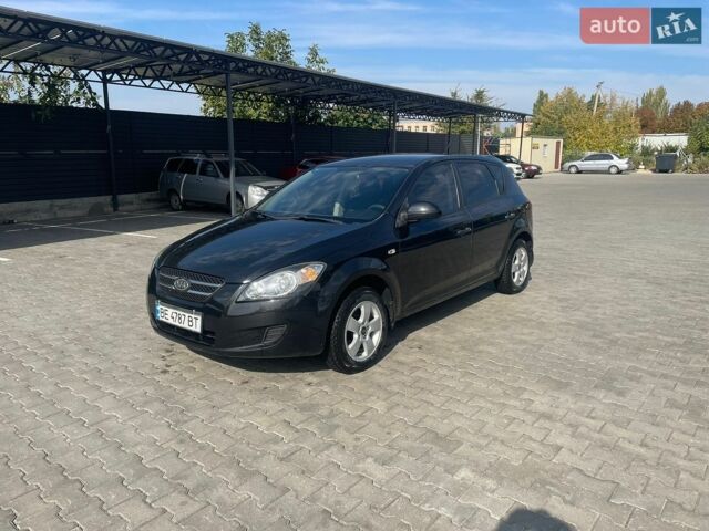 Черный Киа Сид, объемом двигателя 1.4 л и пробегом 165 тыс. км за 4650 $, фото 1 на Automoto.ua