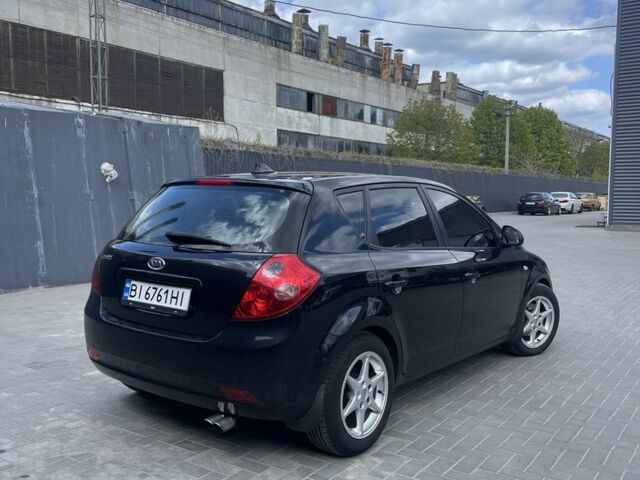 Черный Киа Сид, объемом двигателя 2 л и пробегом 186 тыс. км за 5200 $, фото 1 на Automoto.ua