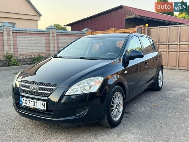 Чорний Кіа Сід, об'ємом двигуна 1.4 л та пробігом 212 тис. км за 4800 $, фото 1 на Automoto.ua