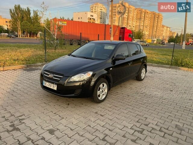 Черный Киа Сид, объемом двигателя 1.4 л и пробегом 165 тыс. км за 5150 $, фото 1 на Automoto.ua