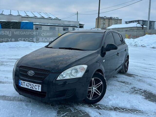 Чорний Кіа Сід, об'ємом двигуна 1.61 л та пробігом 250 тис. км за 4999 $, фото 1 на Automoto.ua