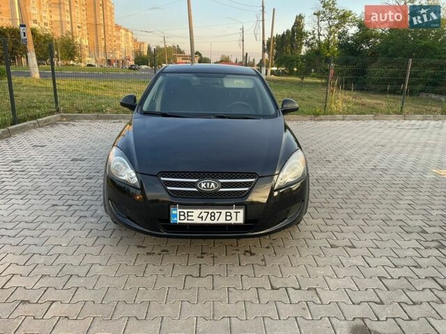 Черный Киа Сид, объемом двигателя 1.4 л и пробегом 165 тыс. км за 4999 $, фото 1 на Automoto.ua