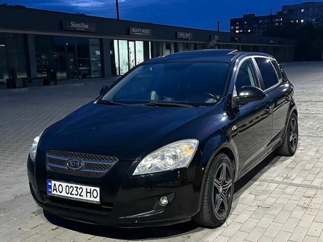 Черный Киа Сид, объемом двигателя 1.6 л и пробегом 258 тыс. км за 4800 $, фото 1 на Automoto.ua