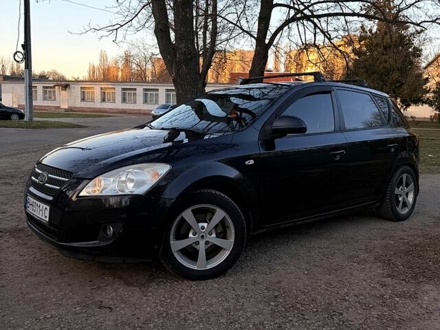 Черный Киа Сид, объемом двигателя 1.6 л и пробегом 196 тыс. км за 5750 $, фото 1 на Automoto.ua