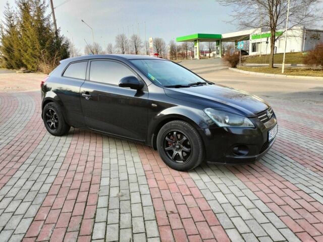 Чорний Кіа Сід, об'ємом двигуна 1.4 л та пробігом 185 тис. км за 5650 $, фото 1 на Automoto.ua