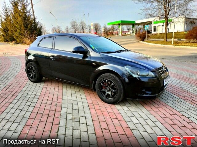 Черный Киа Сид, объемом двигателя 1.4 л и пробегом 184 тыс. км за 5600 $, фото 1 на Automoto.ua