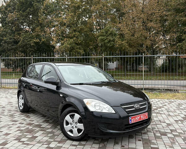 Чорний Кіа Сід, об'ємом двигуна 1.4 л та пробігом 185 тис. км за 5800 $, фото 1 на Automoto.ua
