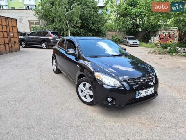 Черный Киа Сид, объемом двигателя 1.59 л и пробегом 209 тыс. км за 5400 $, фото 1 на Automoto.ua