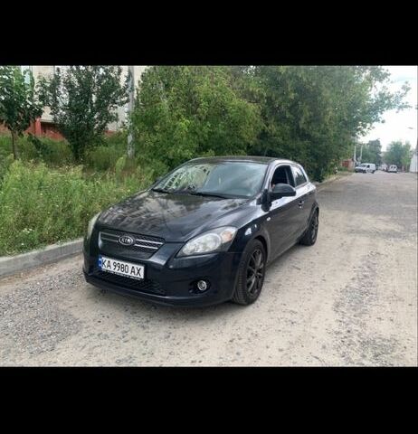 Черный Киа Сид, объемом двигателя 1.6 л и пробегом 250 тыс. км за 4401 $, фото 1 на Automoto.ua