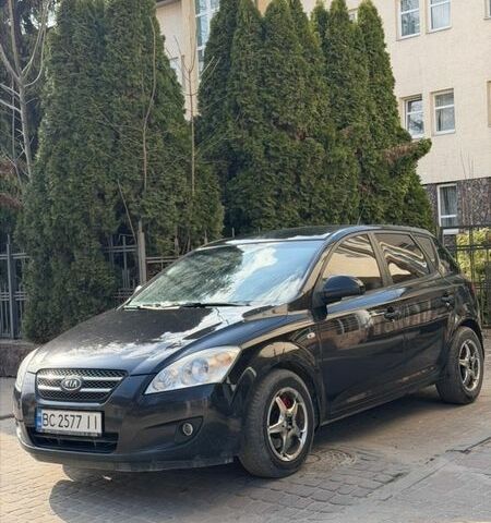 Чорний Кіа Сід, об'ємом двигуна 1.4 л та пробігом 261 тис. км за 4500 $, фото 1 на Automoto.ua