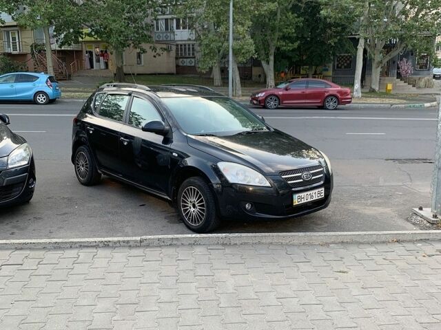 Черный Киа Сид, объемом двигателя 1.4 л и пробегом 293 тыс. км за 3050 $, фото 1 на Automoto.ua