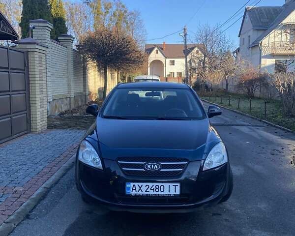 Чорний Кіа Сід, об'ємом двигуна 1.4 л та пробігом 192 тис. км за 6200 $, фото 1 на Automoto.ua