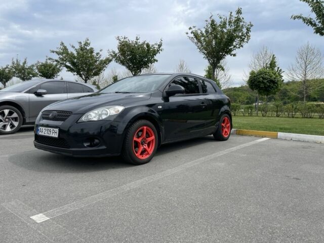 Черный Киа Сид, объемом двигателя 2 л и пробегом 278 тыс. км за 5200 $, фото 1 на Automoto.ua