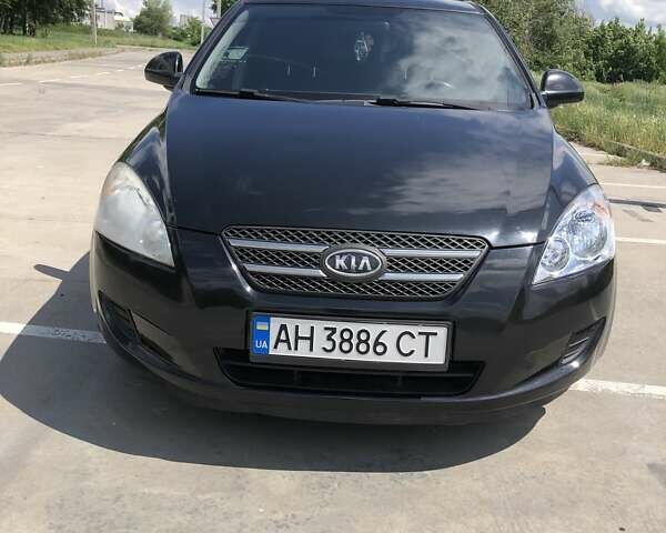 Черный Киа Сид, объемом двигателя 1.58 л и пробегом 167 тыс. км за 4799 $, фото 1 на Automoto.ua