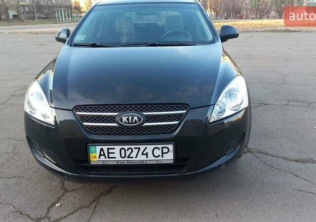 Черный Киа Сид, объемом двигателя 1.6 л и пробегом 165 тыс. км за 6300 $, фото 1 на Automoto.ua
