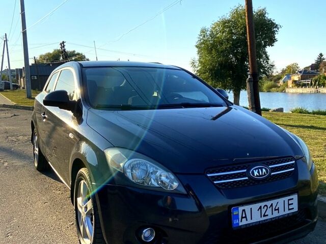 Киа Сид 2008 в Киеве на Automoto.ua Черный Киа Сид, объемом двигателя 1.6 л и пробегом 257 тыс. км за 5800 $, фото 1 на Automoto.ua