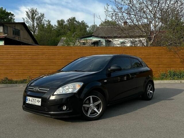 Черный Киа Сид, объемом двигателя 1.4 л и пробегом 288 тыс. км за 5300 $, фото 1 на Automoto.ua