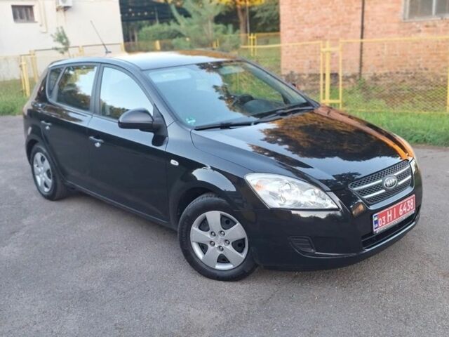 Киа Сид 2008 в Нежине на Automoto.ua Черный Киа Сид, объемом двигателя 1.4 л и пробегом 170 тыс. км за 5400 $, фото 1 на Automoto.ua