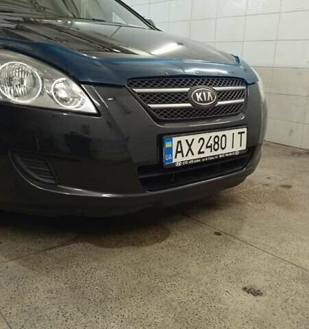 Черный Киа Сид, объемом двигателя 1.4 л и пробегом 192 тыс. км за 5000 $, фото 1 на Automoto.ua