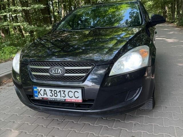 Чорний Кіа Сід, об'ємом двигуна 1.58 л та пробігом 299 тис. км за 4000 $, фото 1 на Automoto.ua