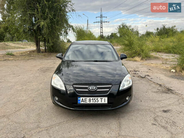 Черный Киа Сид, объемом двигателя 1.59 л и пробегом 247 тыс. км за 5800 $, фото 1 на Automoto.ua