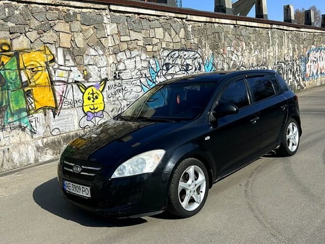 Чорний Кіа Сід, об'ємом двигуна 1.4 л та пробігом 232 тис. км за 5800 $, фото 1 на Automoto.ua
