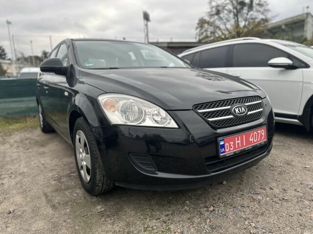 Черный Киа Сид, объемом двигателя 1.4 л и пробегом 161 тыс. км за 5650 $, фото 1 на Automoto.ua