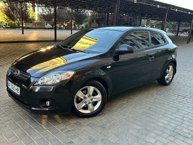 Чорний Кіа Сід, об'ємом двигуна 1.4 л та пробігом 188 тис. км за 4950 $, фото 1 на Automoto.ua