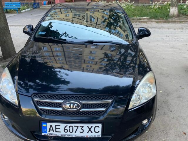 Киа Сид 2008 в Днепре (Днепропетровске) на Automoto.ua Черный Киа Сид, объемом двигателя 1.4 л и пробегом 156 тыс. км за 6000 $, фото 1 на Automoto.ua
