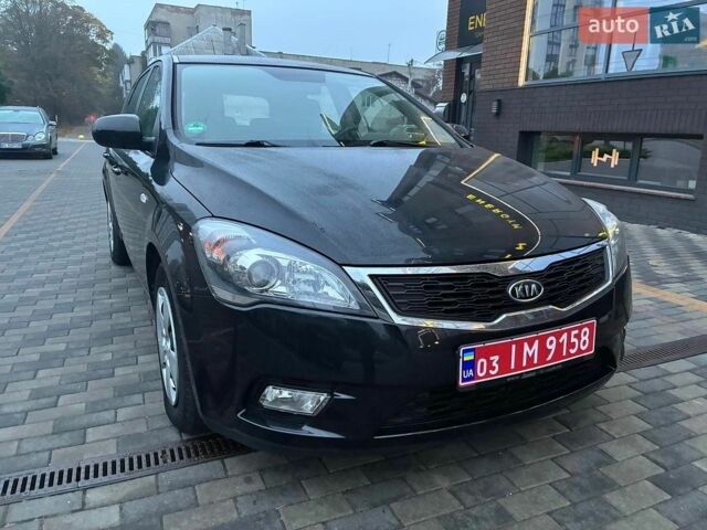 Чорний Кіа Сід, об'ємом двигуна 1.4 л та пробігом 134 тис. км за 5899 $, фото 1 на Automoto.ua