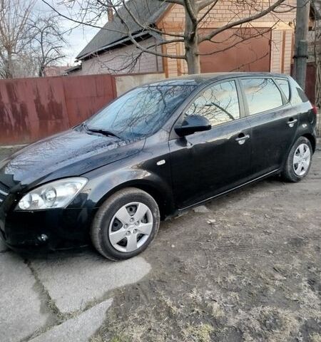 Чорний Кіа Сід, об'ємом двигуна 1.4 л та пробігом 183 тис. км за 5400 $, фото 1 на Automoto.ua